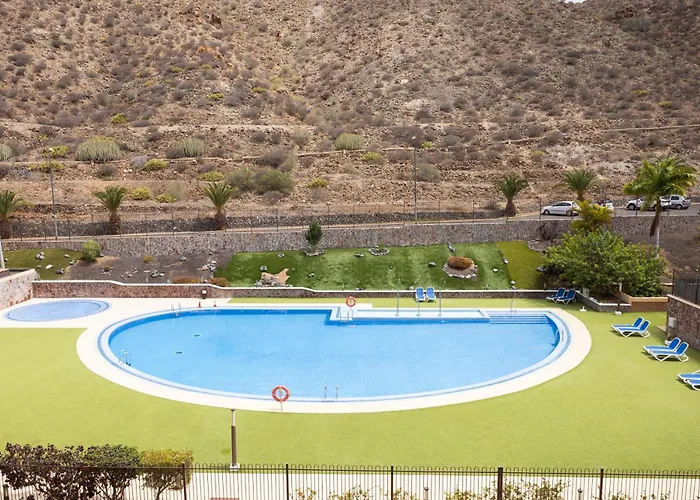 Home2book Cozy Mocan Pool View, El Apartment *