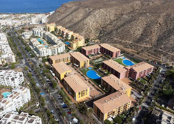 Apartment Home2book Cozy Mocan Pool View, El