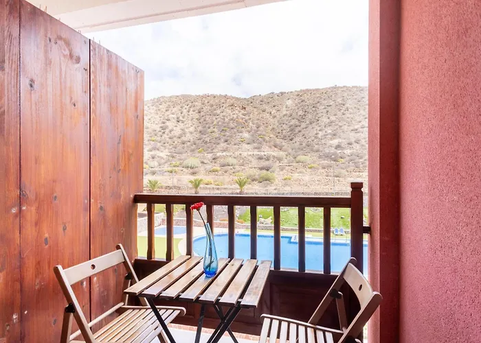 Home2book Cozy Mocan Pool View, El Apartment *